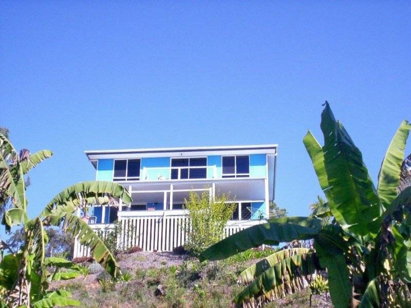 27 Bay Dr, Russell Island QLD 4184