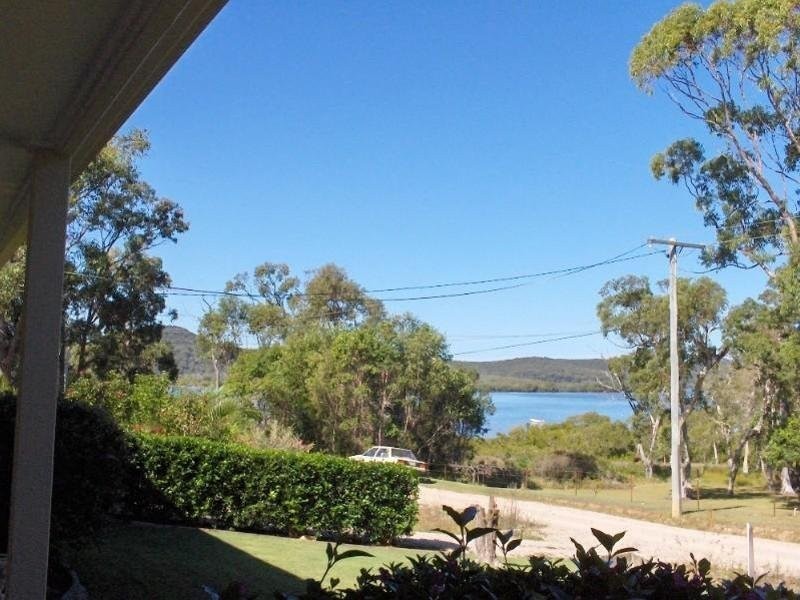 24 Orme Dr, Russell Island QLD 4184