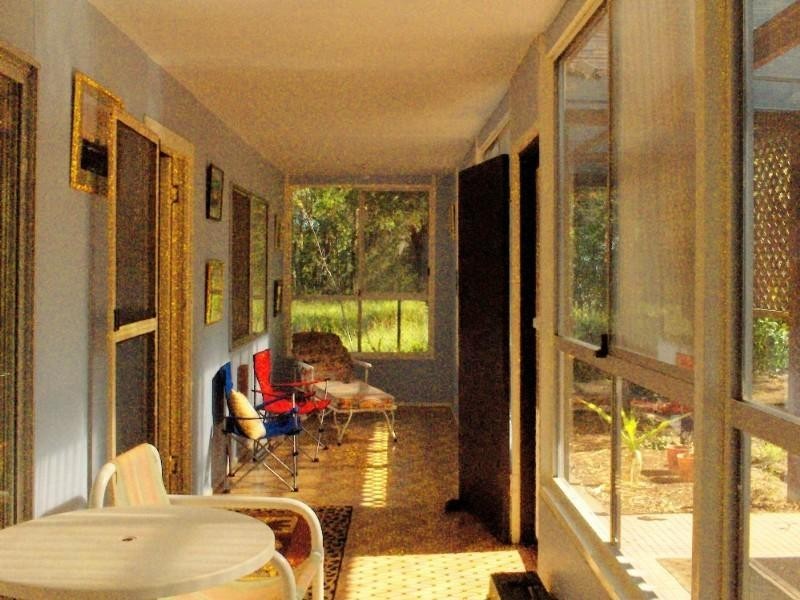 8 Deenya Pde, Russell Island QLD 4184