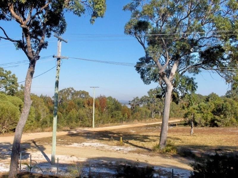 15 Frangipanni St, Russell Island QLD 4184