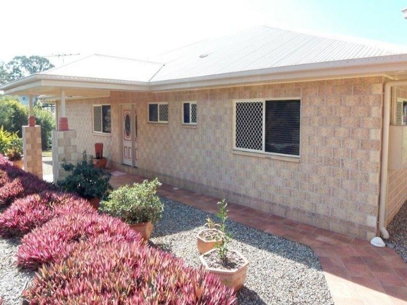 5 Jasper St, Russell Island QLD 4184