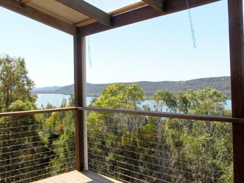 38 Leichhardt Tce, Russell Island QLD 4184