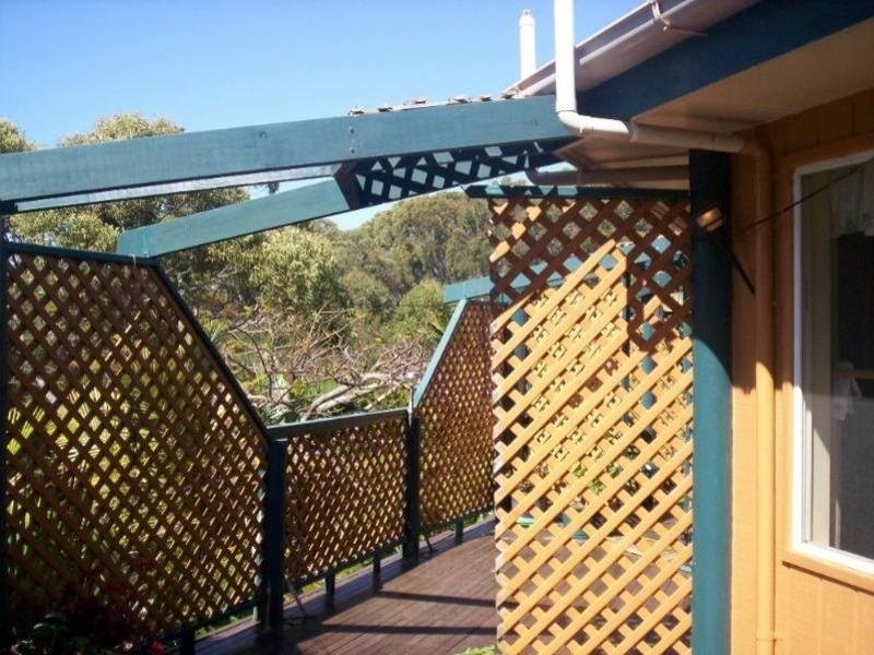 25 Akebia St, Russell Island QLD 4184