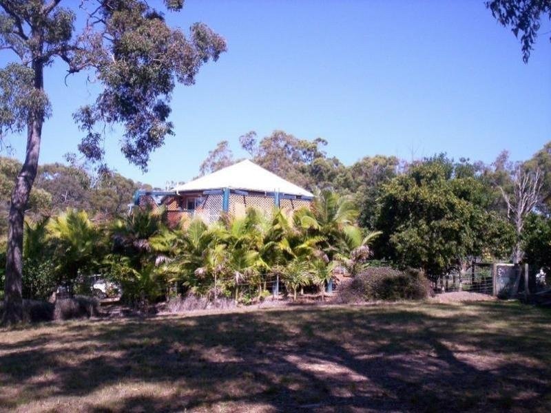 25 Akebia St, Russell Island QLD 4184