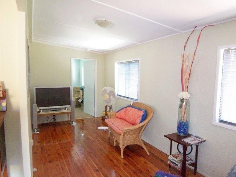 8 Pao Pao Road, Russell Island QLD 4184
