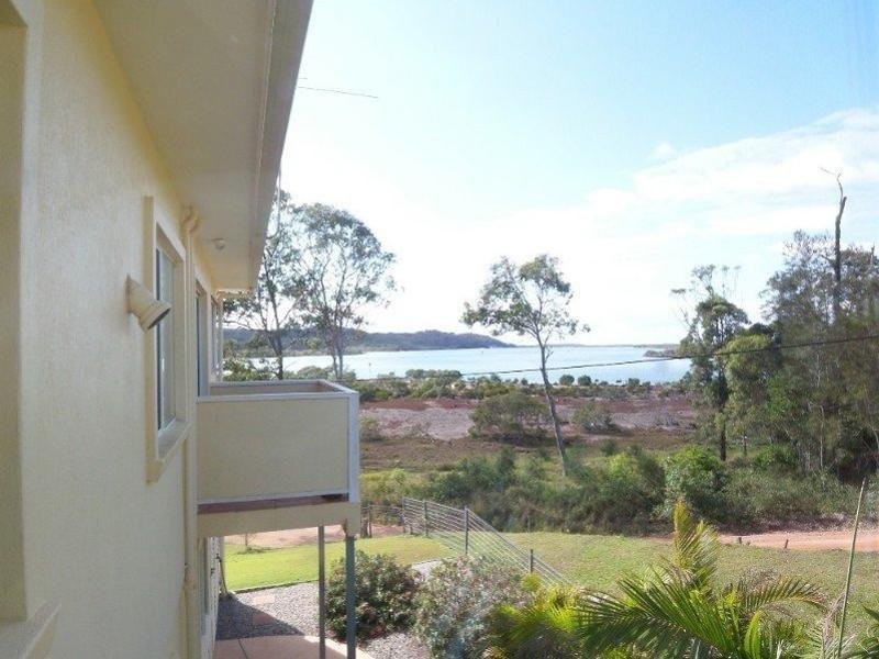 76 Crescent Dr, Russell Island QLD 4184