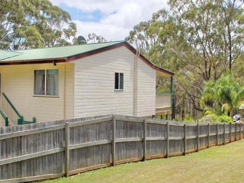 33 Hume St, Russell Island QLD 4184