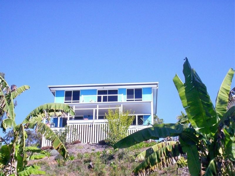 27 Bay Drive, Russell Island QLD 4184