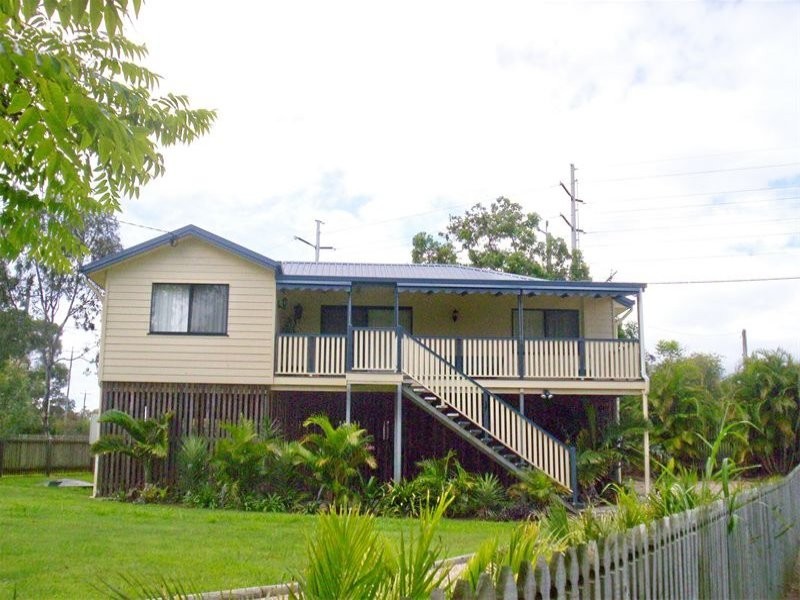 4 Tennyson Court, Russell Island QLD 4184