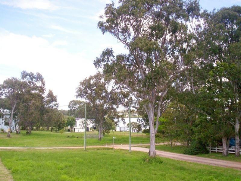 4 Tennyson Court, Russell Island QLD 4184