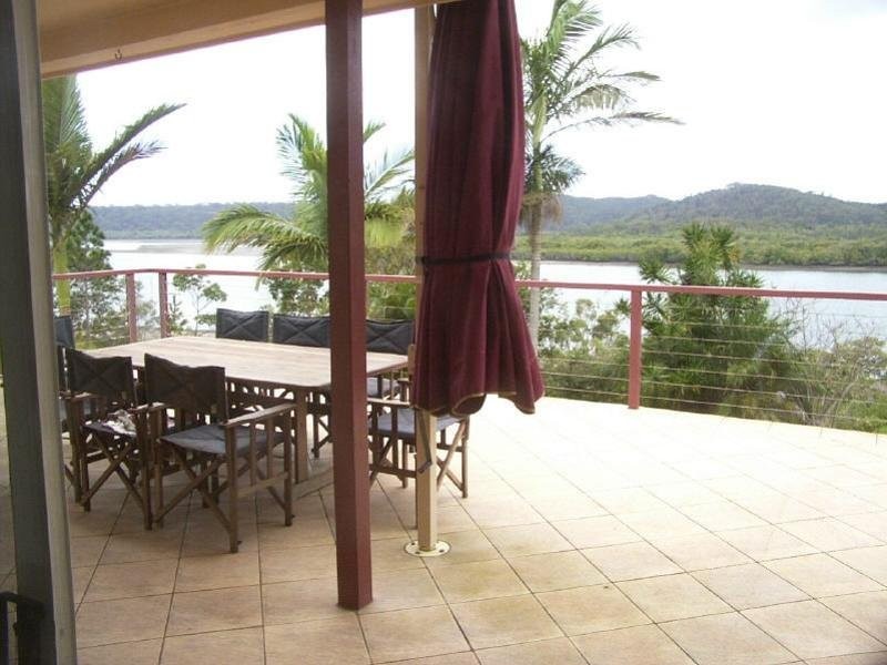 50 Oasis Drive, Russell Island QLD 4184