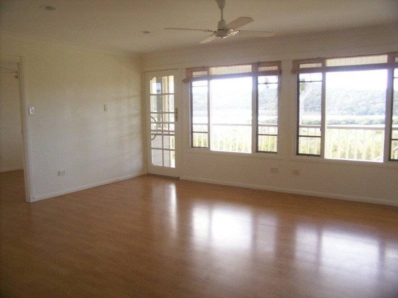 13 Naples Dr, Russell Island QLD 4184