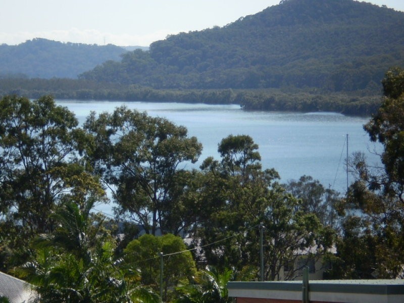 66 Seaward Drive, Russell Island QLD 4184