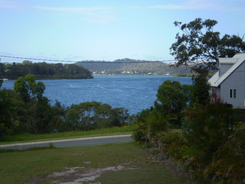36 Scenic Drive, Russell Island QLD 4184