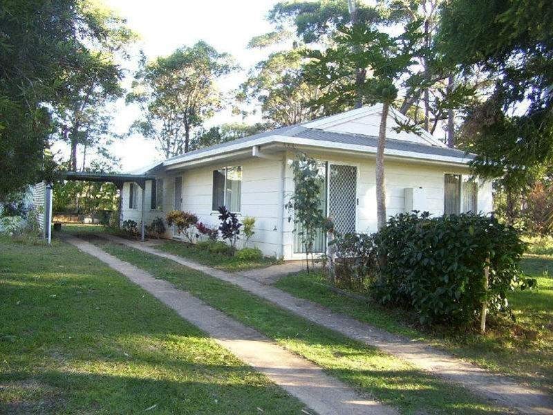 4 Phillips Road, Russell Island QLD 4184