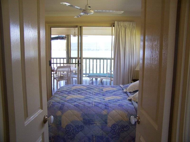 14 Oasis Drive, Russell Island QLD 4184