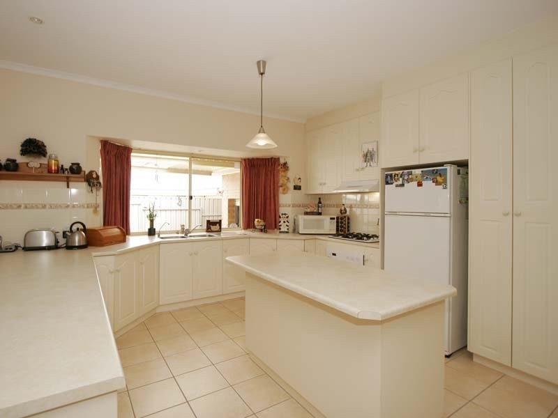 15 Apsley Court, Port Noarlunga SA 5167