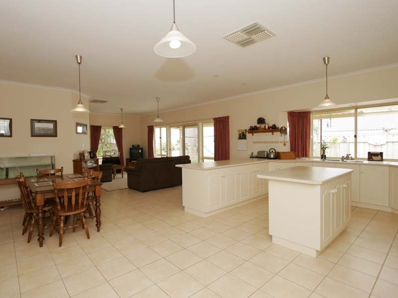 15 Apsley Court, Port Noarlunga SA 5167