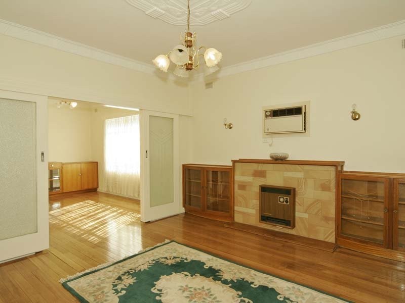 12 Kintore Avenue, Kilburn SA 5084