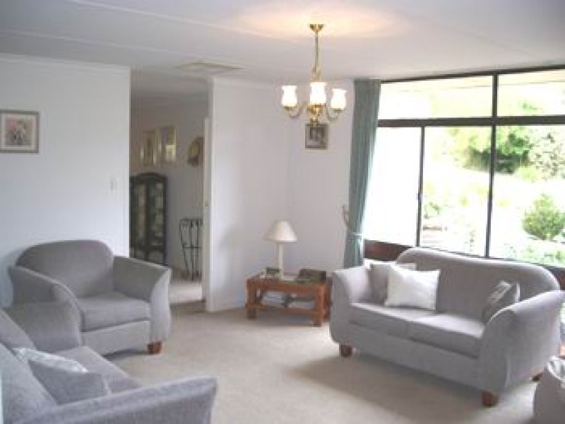 3 Grassdale Rise, Aberfoyle Park SA 5159