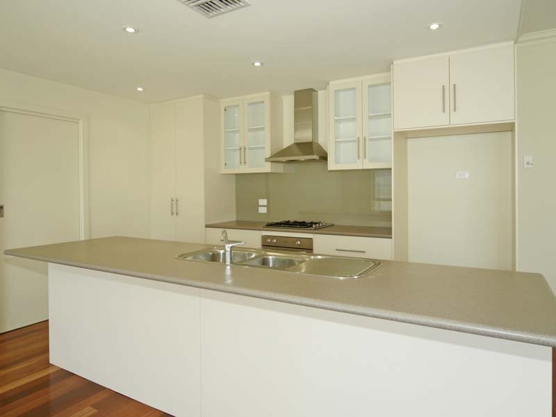 23 Saltash Avenue, Christies Beach SA 5165