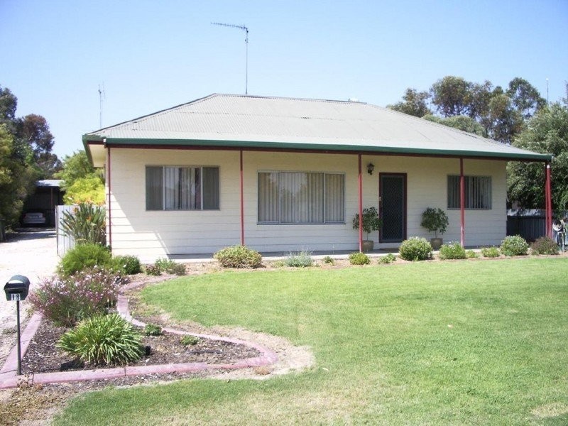 18 Bertha Street, Bordertown SA 5268