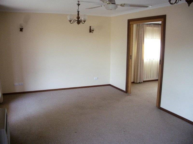 42 Cannawigara Road, Bordertown SA 5268