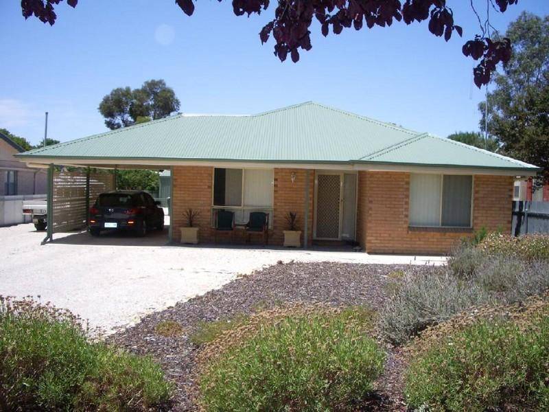 38 Wellington Street, Bordertown SA 5268