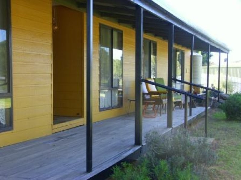 16 Railway Tce North, Lameroo SA 5302