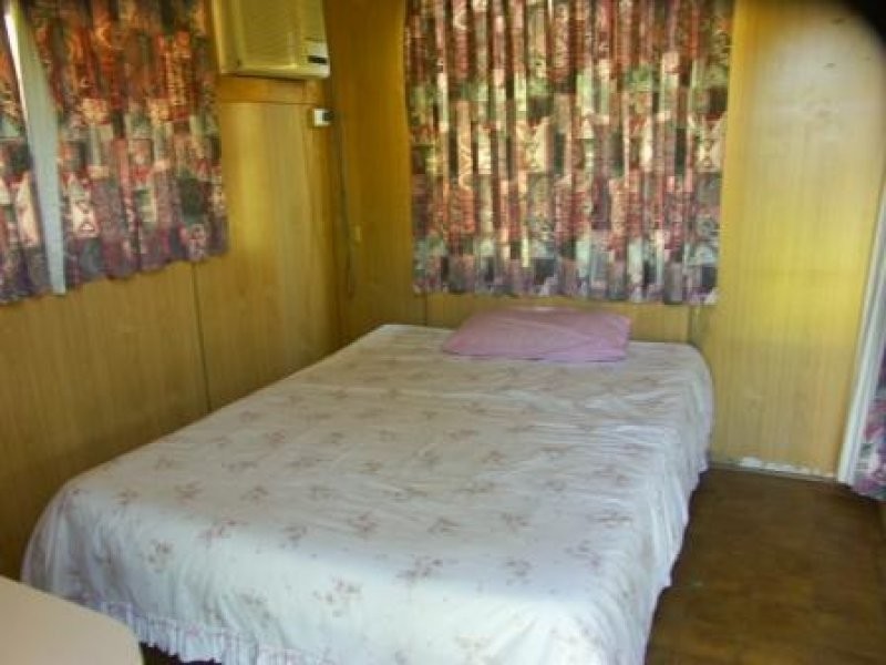 16 Railway Tce North, Lameroo SA 5302
