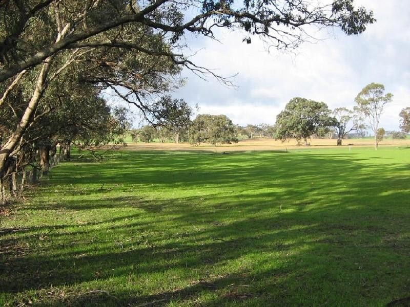Henniker Canterbury Park, Bordertown SA 5268