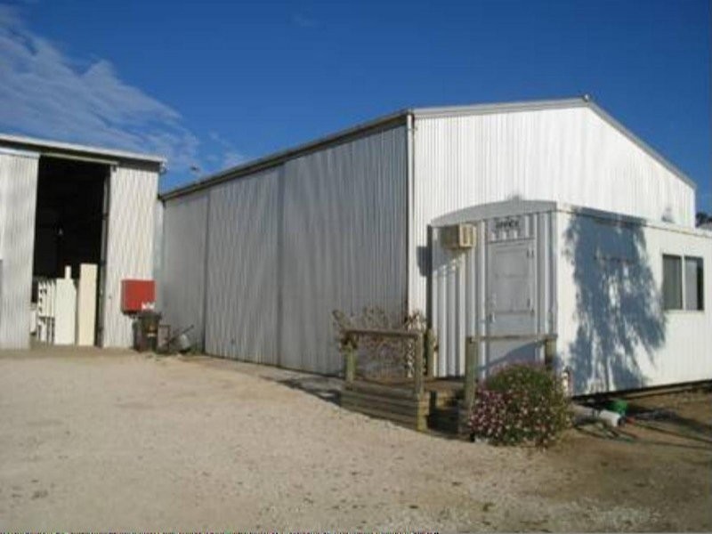 7 Racecourse Road, Bordertown SA 5268