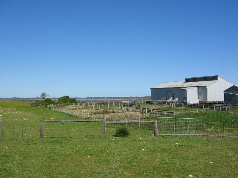 Section 39 Princes Highway, Meningie SA 5264