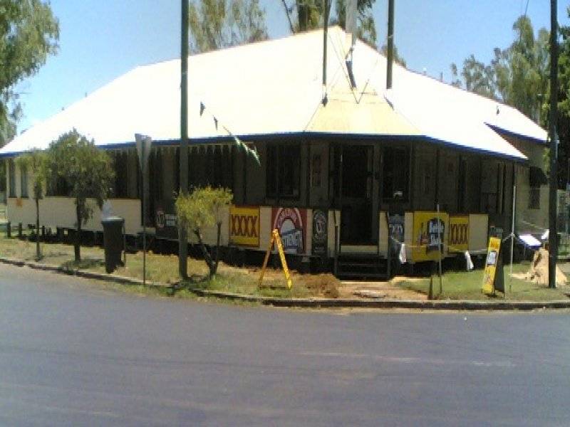Amby Hotel, 17 Queen Street, Amby QLD 4462