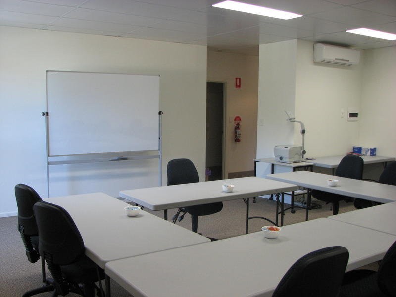 43 Tallebudgera Creek Road, Burleigh Heads QLD 4220