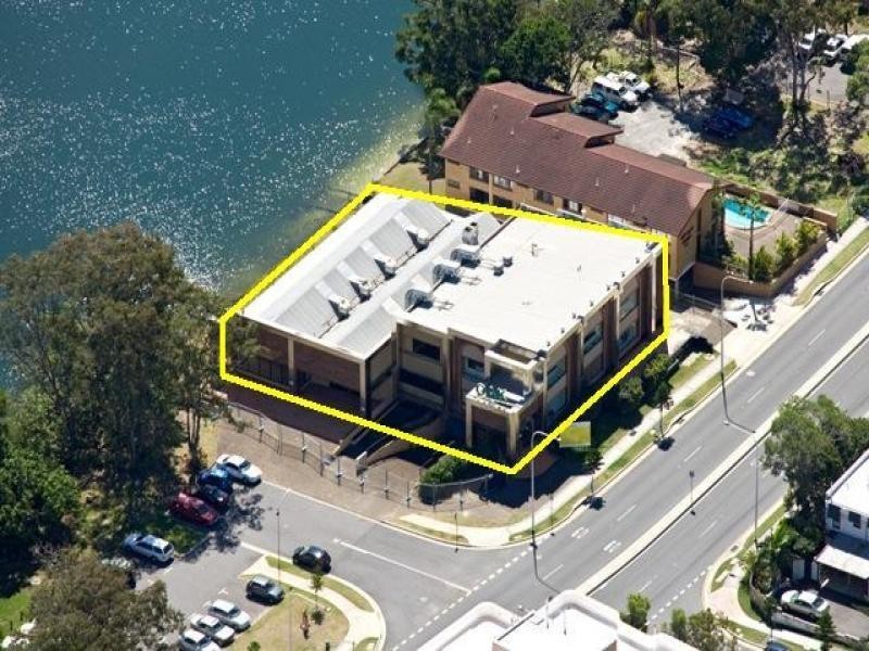 18 Remembrance Drive, Surfers Paradise QLD 4217