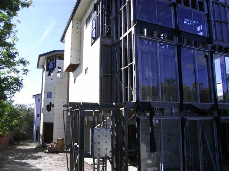 91 Pohlman Street, Southport QLD 4215