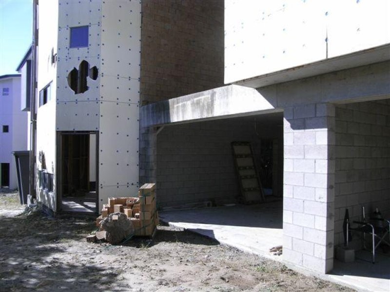 91 Pohlman Street, Southport QLD 4215