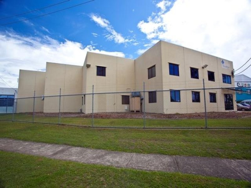 17 Strathaird Road, Bundall QLD 4217