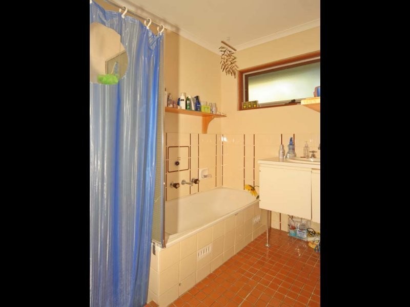 5 Lorikeet Court, Happy Valley SA 5159