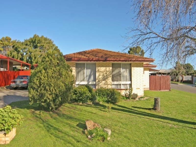 20 Avon Avenue, Morphett Vale SA 5162