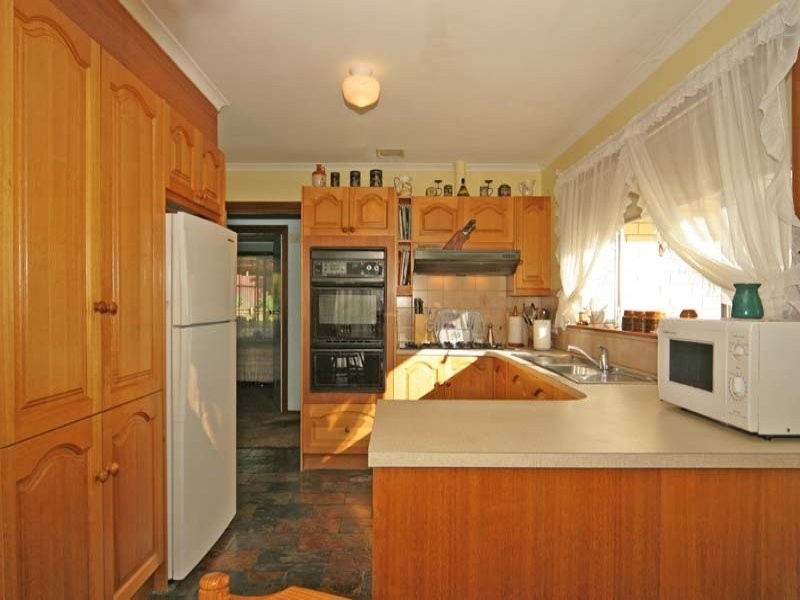 20 Avon Avenue, Morphett Vale SA 5162