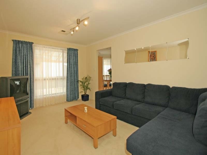 25 Omega Drive, Seaford Rise SA 5169