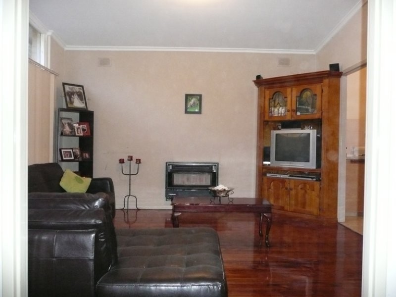 29 Maidos Grove, Valley View SA 5093