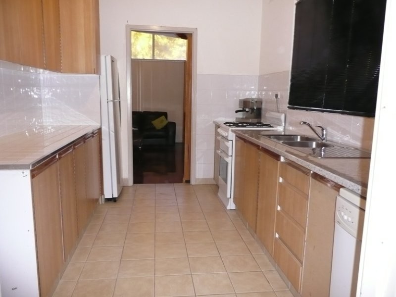 29 Maidos Grove, Valley View SA 5093