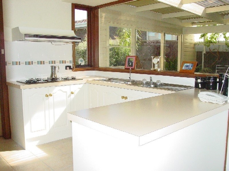 8 Hayes Court, West Lakes SA 5021