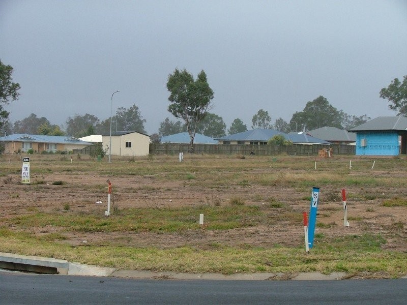 Lot 100 PARKLANDS ESTATE, Crows Nest QLD 4355