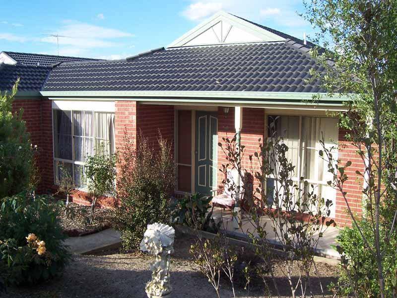 10 Sallybrook Circuit, Narre Warren VIC 3805