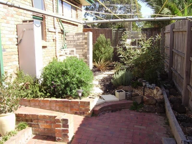 10 Donelly Road, Hallam VIC 3803