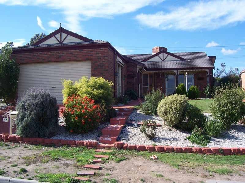 44 Tomasetti Crescent, Narre Warren VIC 3805
